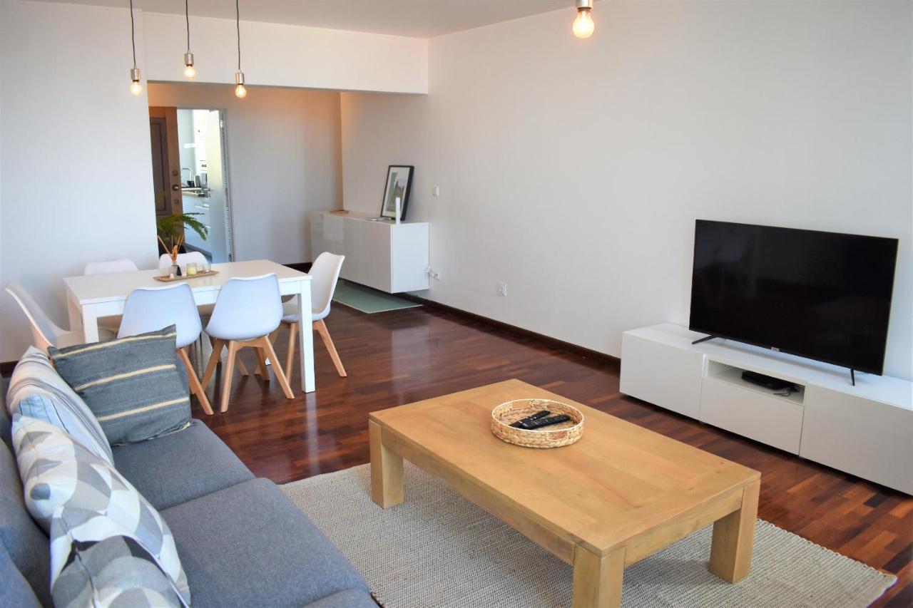 Madeira, 3 Bedroom Apartment With Ocean Views In Funchal Bagian luar foto