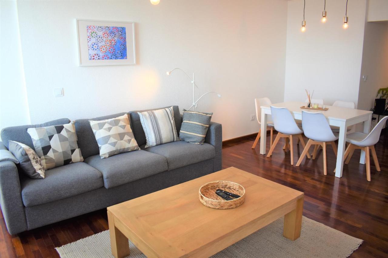 Madeira, 3 Bedroom Apartment With Ocean Views In Funchal Bagian luar foto